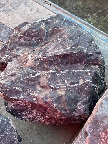 Камни для ландшафтного дизайна красно-фиолетовые 10-60 килограмм купить в Карачаево-Черкесской Республике