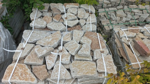 Плитняк гранитный галтованный купить в Карачаево-Черкесской Республике