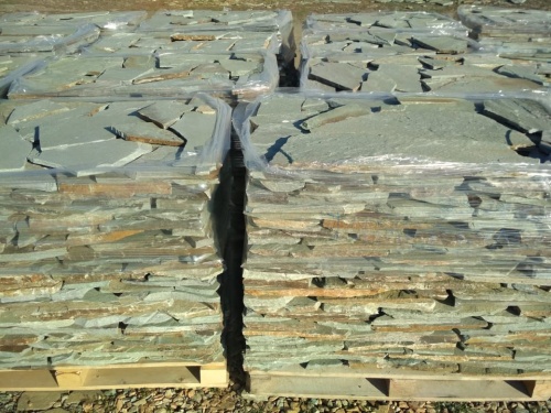 Плитняк златолит зелёный для цоколя, отмостки купить в Карачаево-Черкесской Республике