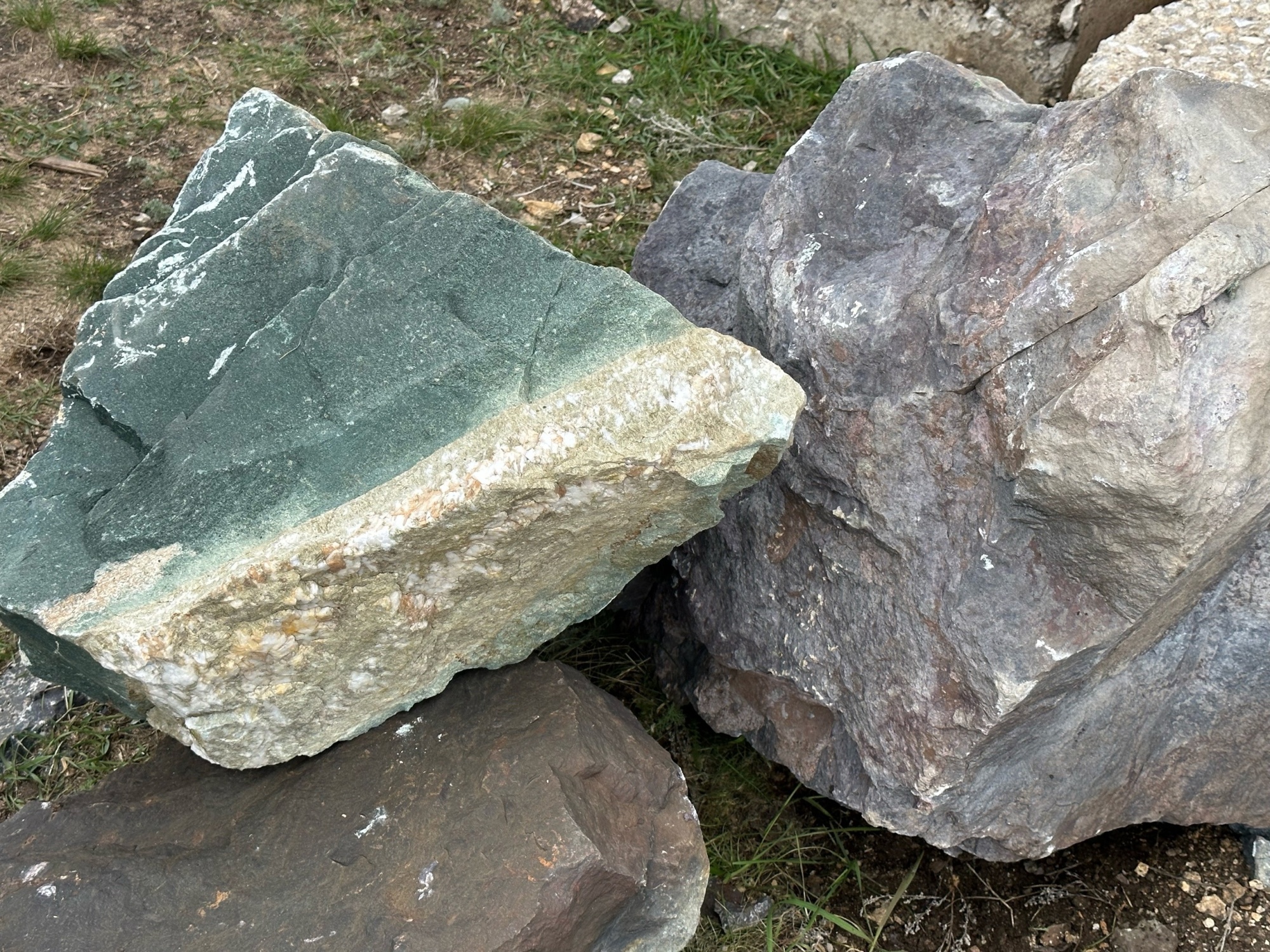 Камни для ландшафтного дизайна зелёные 10-60 килограмм купить в Карачаево-Черкесской Республике