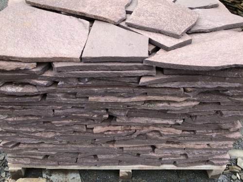 Плитняк лемезит бордовый для облицовки цоколя 20-25 мм  купить в Карачаево-Черкесской Республике