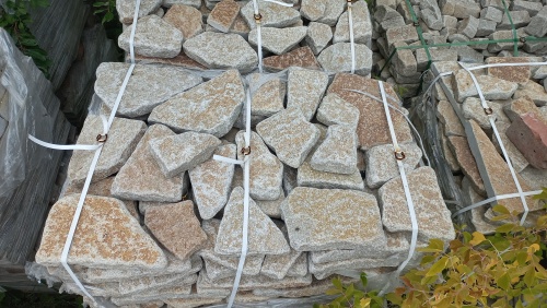 Гранитный плитняк галтованный для парковки купить в Карачаево-Черкесской Республике