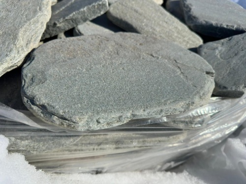 Плитняк златолит зелёный галтованный для мощения на бетон купить в Карачаево-Черкесской Республике